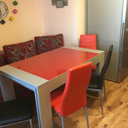 Apartament Antonia Lägenhet Tîrgu Ocna Exteriör bild