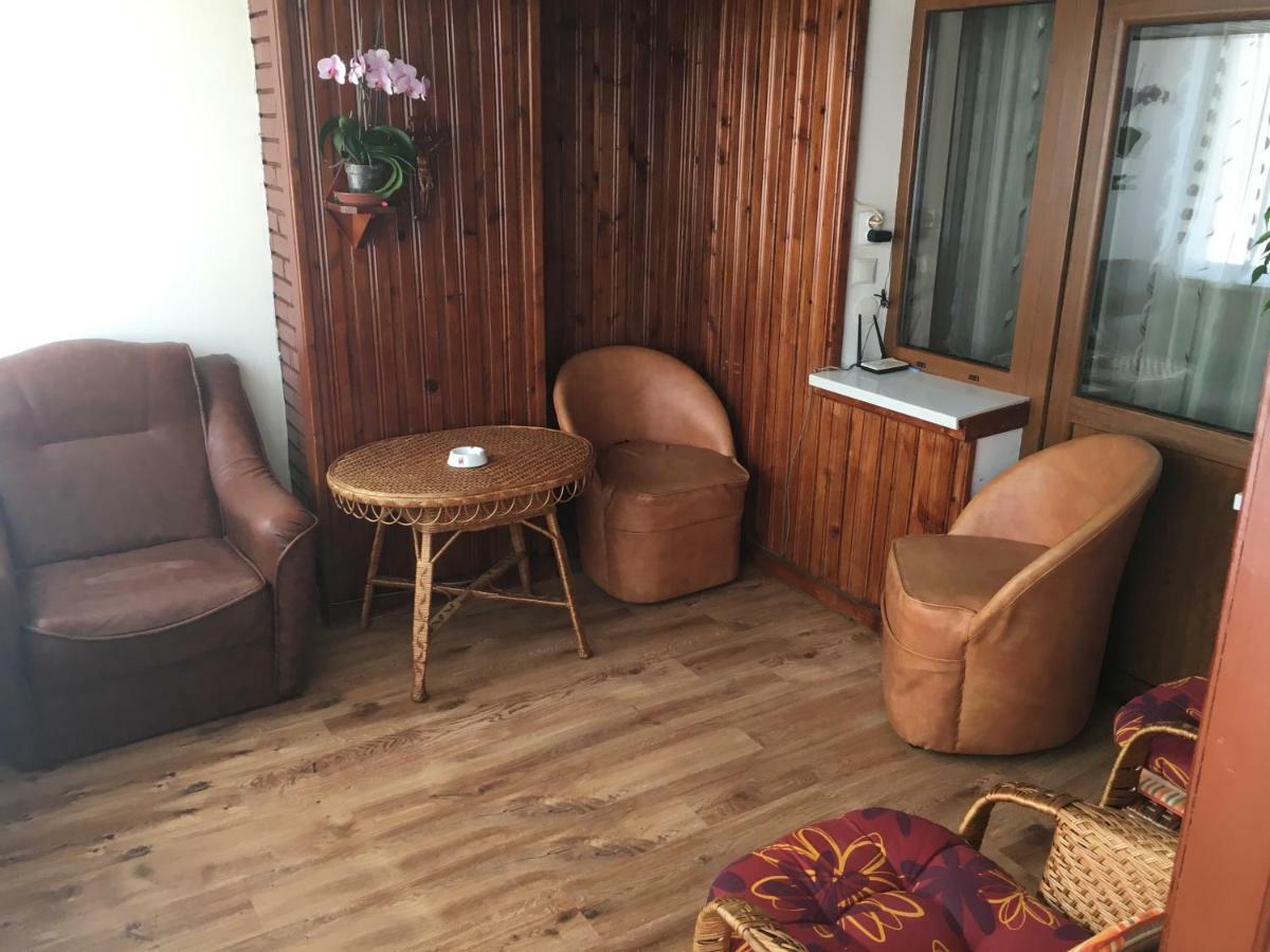 Apartament Antonia Lägenhet Tîrgu Ocna Exteriör bild