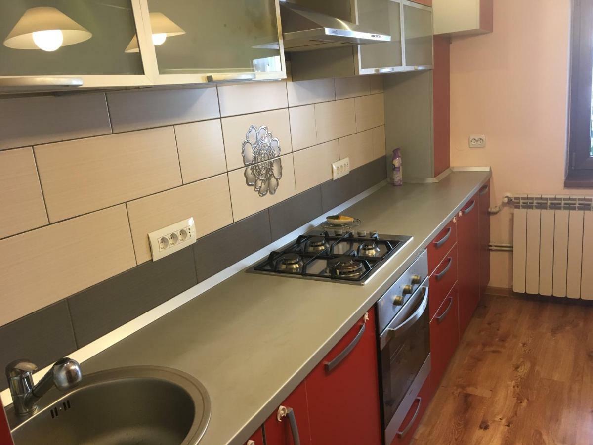 Apartament Antonia Lägenhet Tîrgu Ocna Exteriör bild