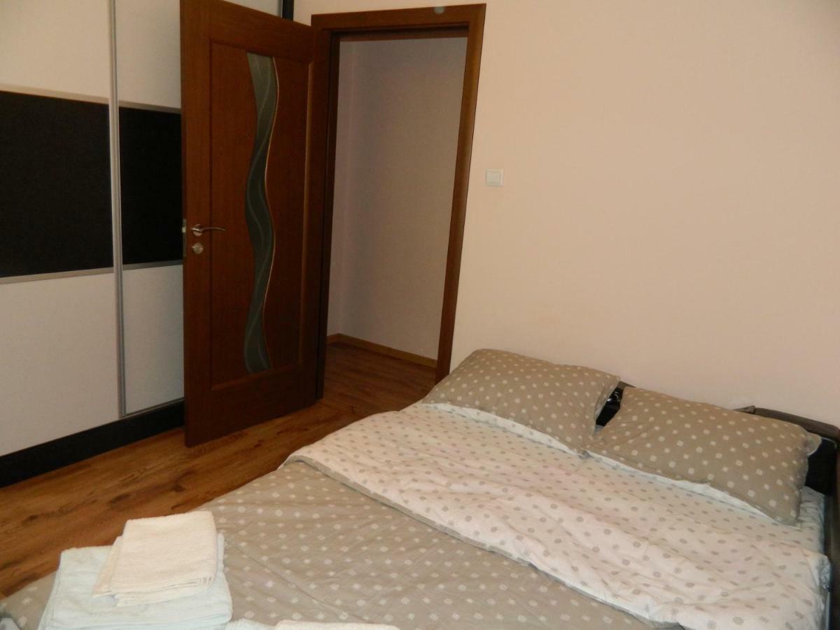 Apartament Antonia Lägenhet Tîrgu Ocna Exteriör bild