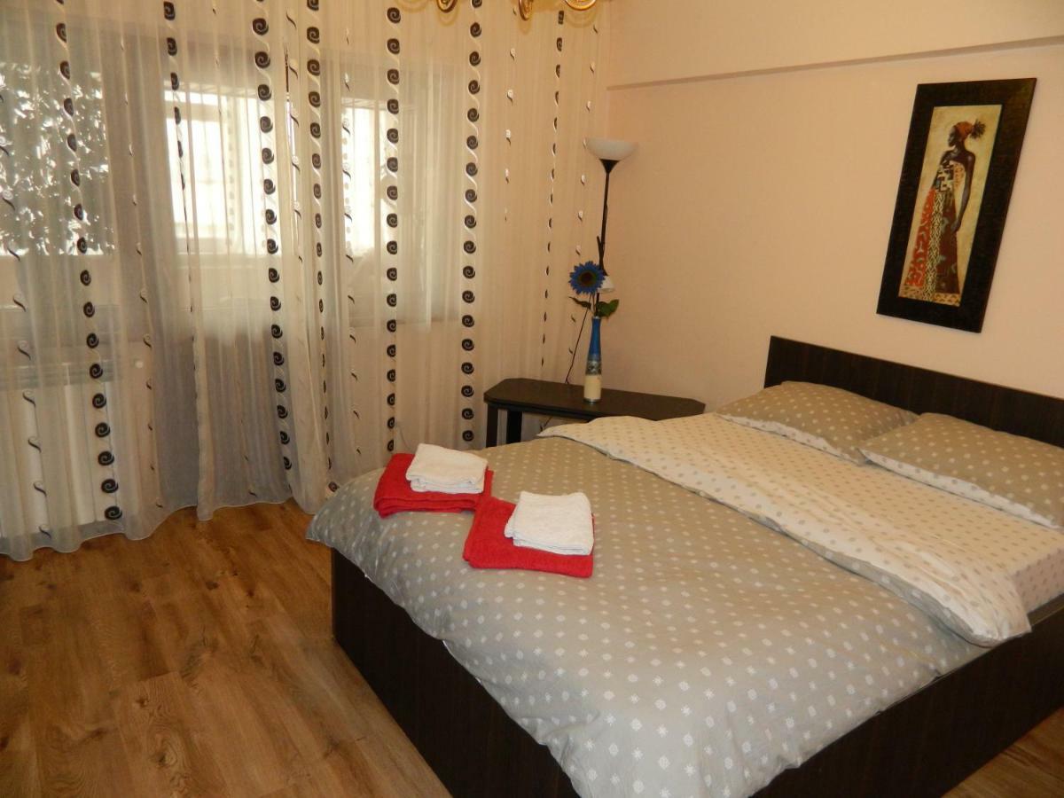 Apartament Antonia Lägenhet Tîrgu Ocna Exteriör bild